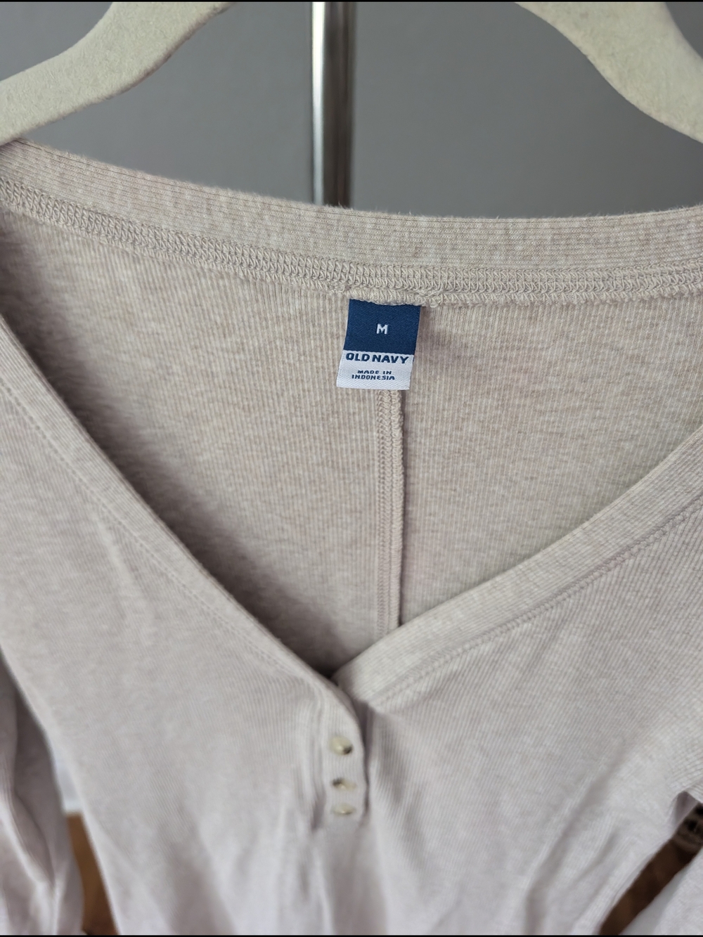 Old Navy Long Sleeve Henley Maxi Dress in Light Beige - Picture 4 of 6
